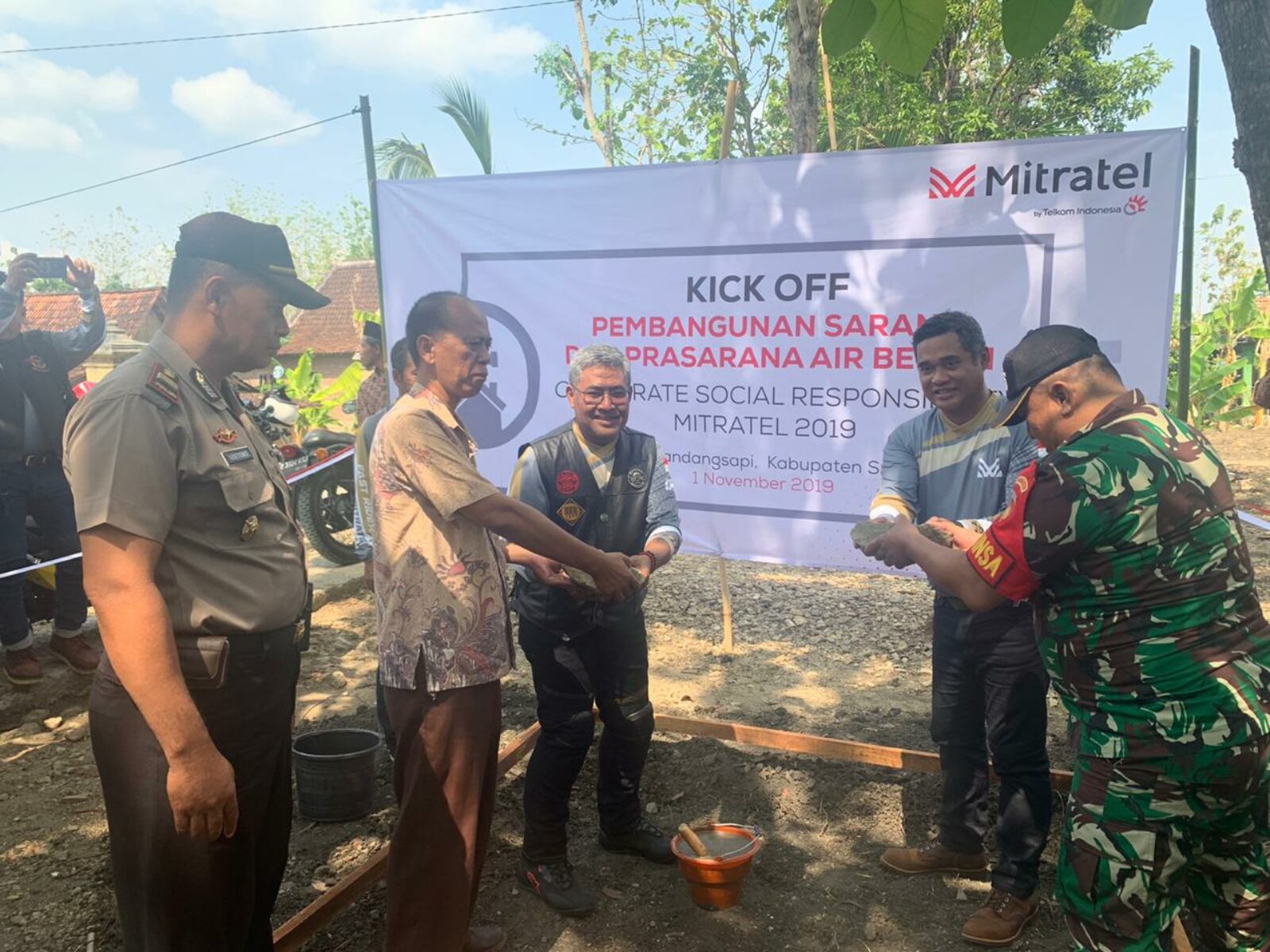 Mitratel Bangun Fasilitas Air Bersih di Sragen, Jawa Tengah