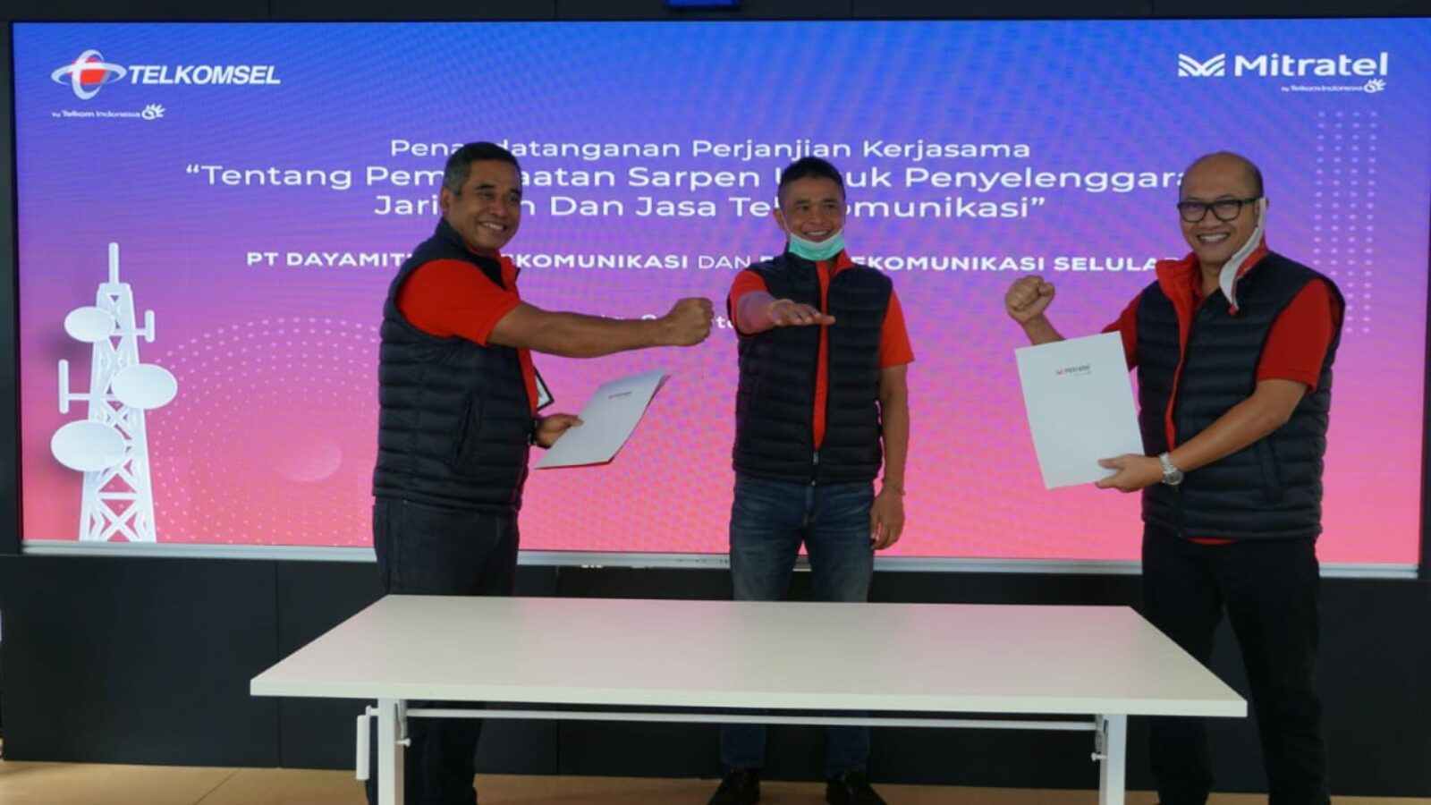 Synergy between Mitratel and Telkomsel: Leverage Telecommunication Services to Accelerate the Country