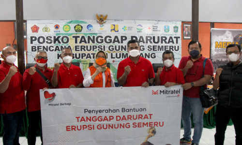 Mitratel Salurkan Bantuan untuk Masyarakat Terdampak Erupsi Gunung Semeru